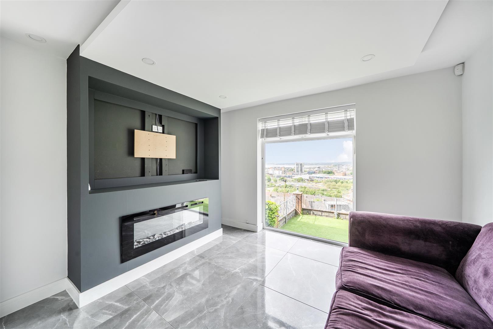 Beaumont Crescent, St. Thomas, Swansea, SA1 8DW